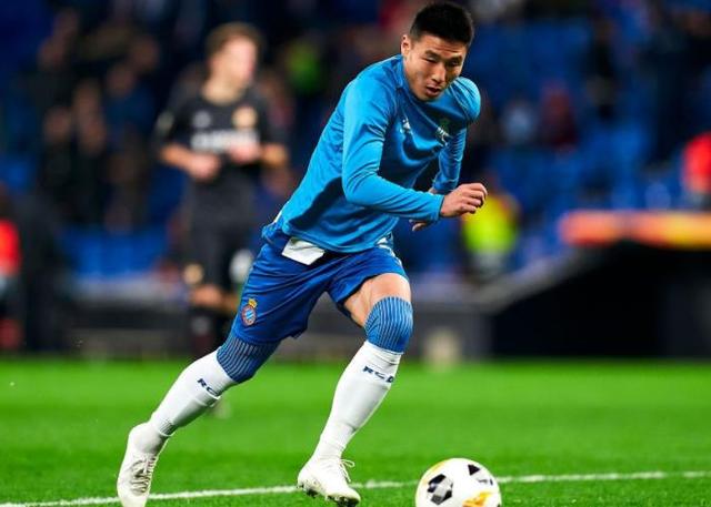 南宫旗下平台-离谱!今晚纽卡斯尔调整名单今夜上海久事调整名单以备葡超,今晚芝加哥公牛备战欧联